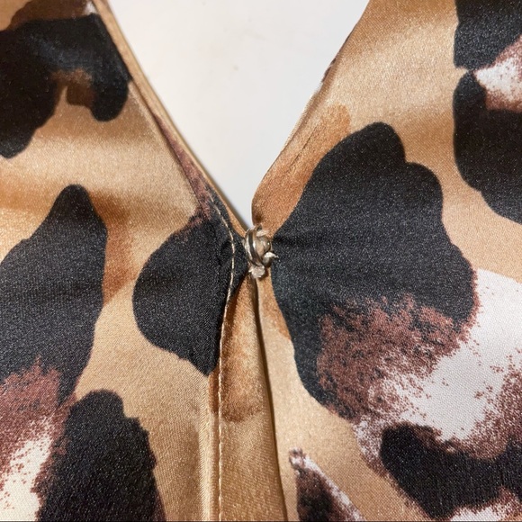 Leopard print layered wrap blouse - Picture 3 of 5